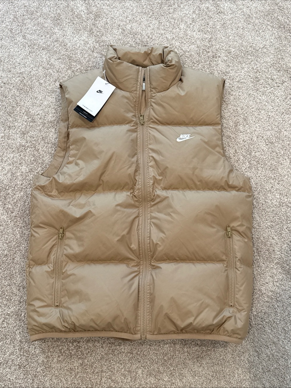Men’s Size Small Nike Sportswear Puffer Vest Gold IB2977-297